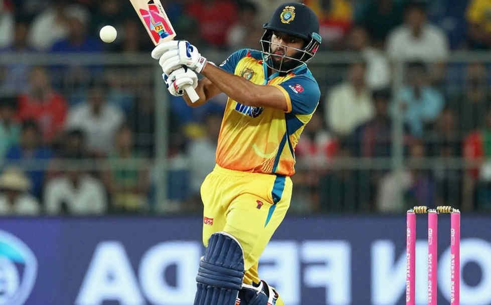 খাতার শূন্য পাতা: ক্রিকেটের তথ্যপ্রবাহ যখন নীরব হয়ে পড়ে